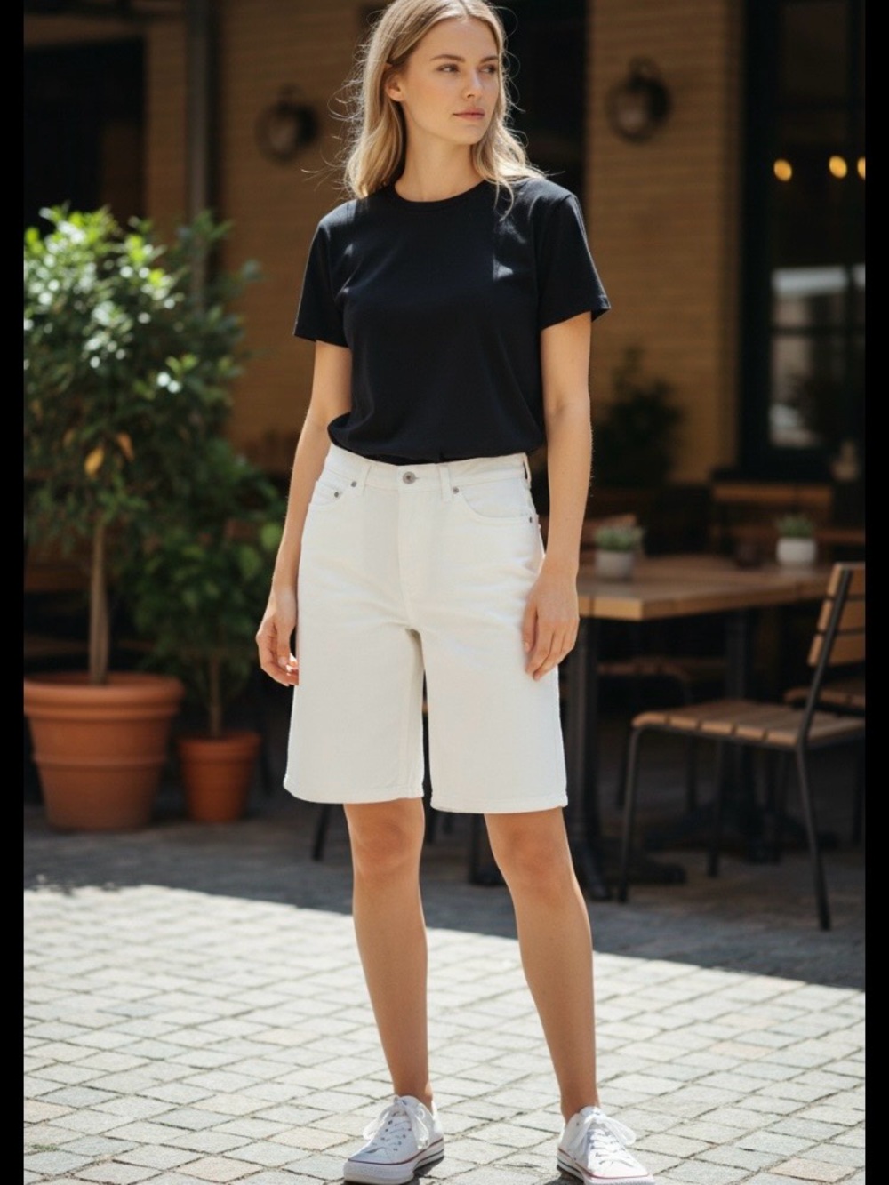 (3 FOR 20🍉☀️)Faded Glory White Bermuda Shorts with Clean Five-Pocket Design